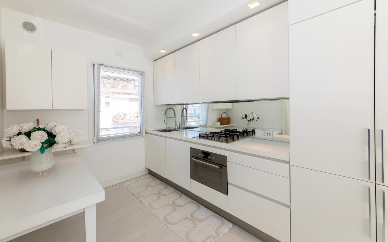 Magnifico Appartamento Dominique Jesolo Lido Carraro Immobiliare - Family Apartments 外观 照片