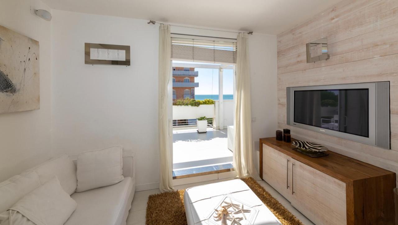 Magnifico Appartamento Dominique Jesolo Lido Carraro Immobiliare - Family Apartments 外观 照片